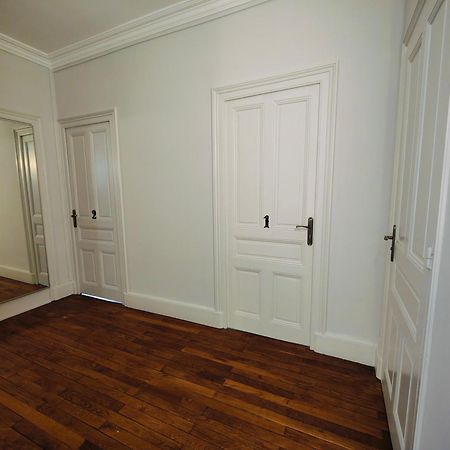 Self-Checkin Town House - Rooms To Rent In A Beautiful Modern Town House - Not A Hotel - Location De Chambres Avec Arrivee En Autonomie - Extra Fee For Sheets And Towels - Private Parking - Check Your Plateform Inbox And Follow Check-In Instructions Saint-Romain-en-Gal Extérieur photo