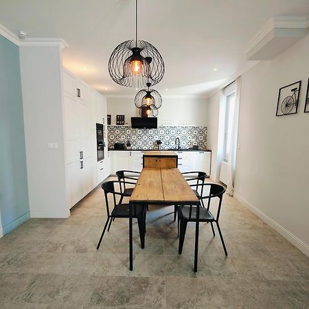 Self-Checkin Town House - Rooms To Rent In A Beautiful Modern Town House - Not A Hotel - Location De Chambres Avec Arrivee En Autonomie - Extra Fee For Sheets And Towels - Private Parking - Check Your Plateform Inbox And Follow Check-In Instructions Saint-Romain-en-Gal Extérieur photo