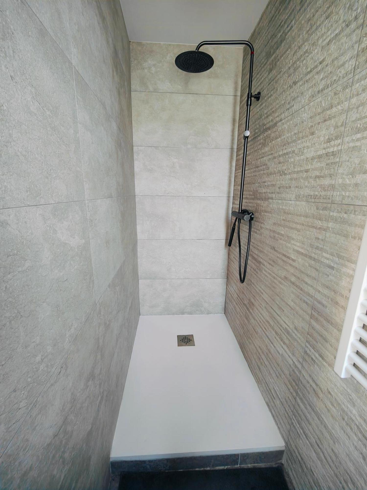 Self-Checkin Town House - Rooms To Rent In A Beautiful Modern Town House - Not A Hotel - Location De Chambres Avec Arrivee En Autonomie - Extra Fee For Sheets And Towels - Private Parking - Check Your Plateform Inbox And Follow Check-In Instructions Saint-Romain-en-Gal Extérieur photo